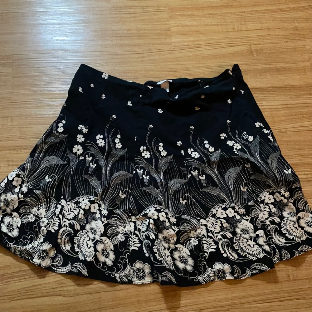Women’s skirt